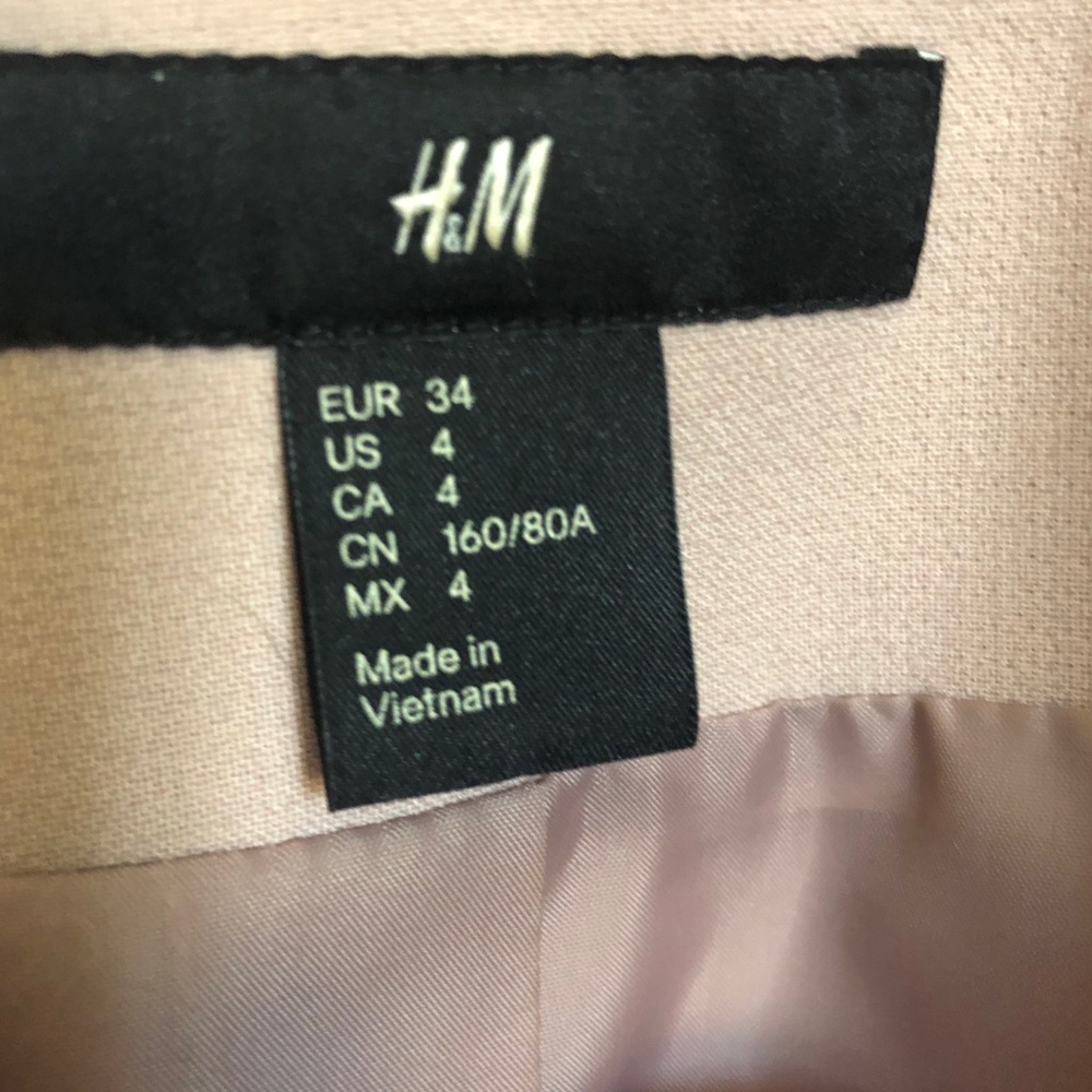 Pink Rounded Shoulder Jacket - Picture 3 of 3